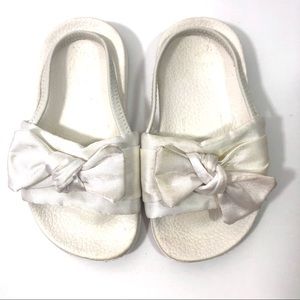 Baby white slides with bow